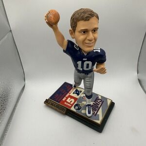 Eli Manning Limited Edition Action Bobblehead Legends of "The Feild" 513/5,000
